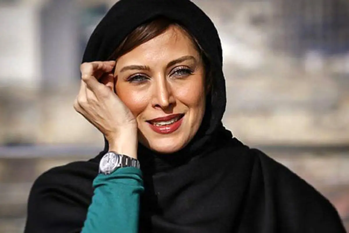 کیک بزرگ 51اُمین سالگرد تولد مهتاب کرامتی /عکس