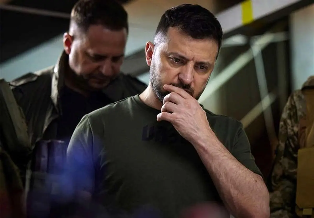 رسوایی‌های فساد زلنسکی را در آستانه سقوط قرار داد