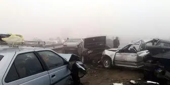 مصدومیت 6 نفر در پی تصادف زنجیره‌ای در محور مرودشت - شیراز