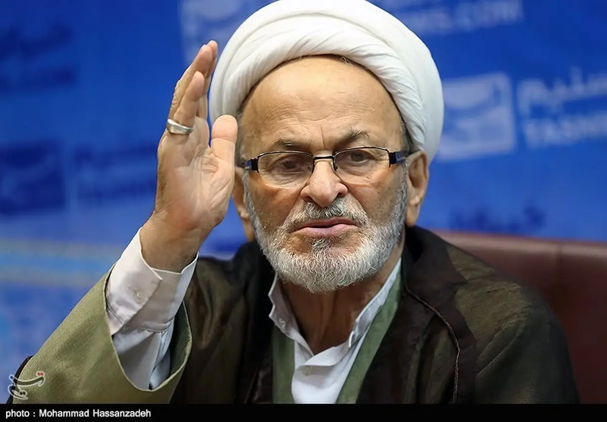 زمان تشییع پیکر مرحوم حجت الاسلام شجونی