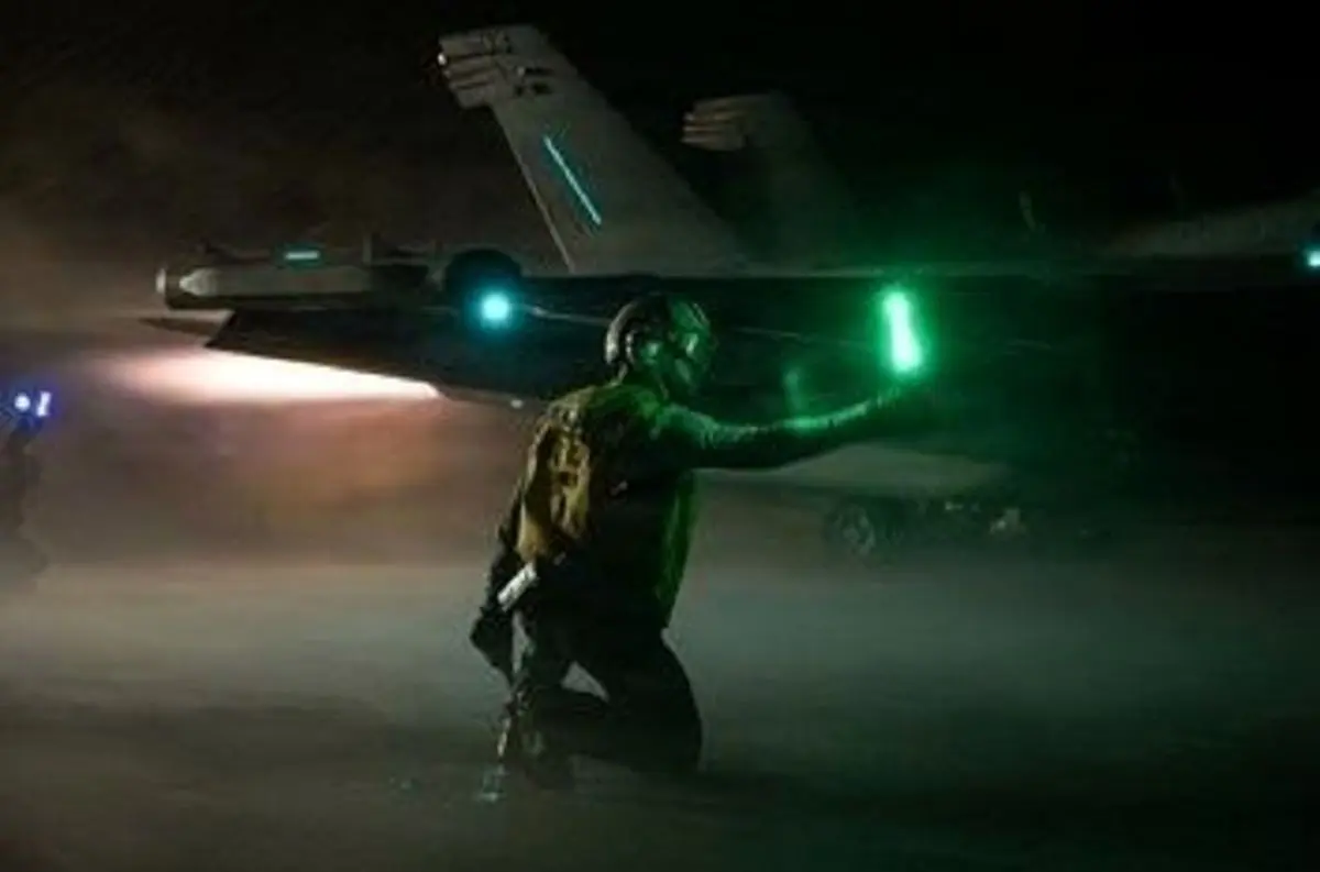 جنگ آغاز شد/ جنگنده های آمریکایی وارد آسمان ونزوئلا شدند +عکس
