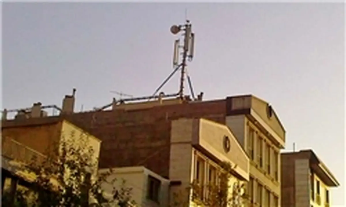 جمعآوری دکل مخابراتی در تهران