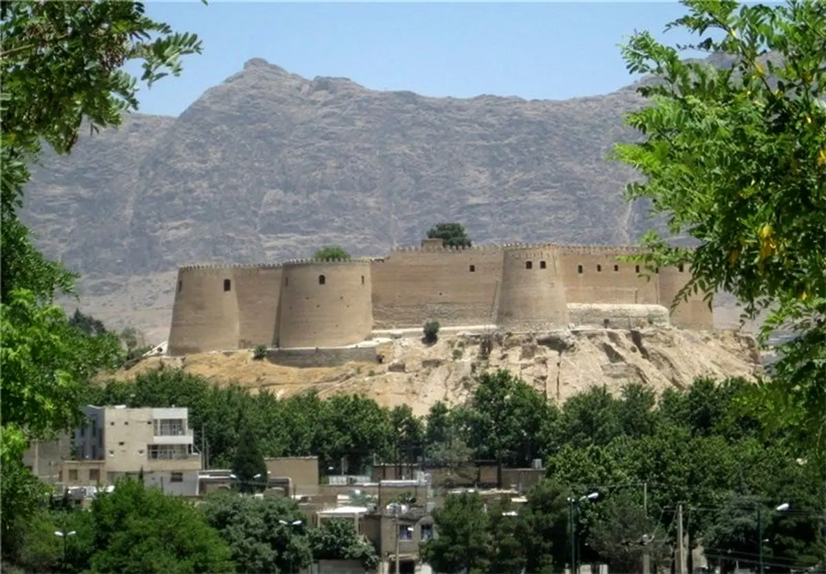 ۴۰ میلیارد تومان به آزادسازی قلعه فلکالافلاک اختصاص مییابد