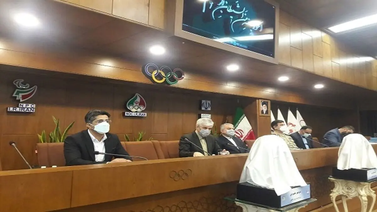  سردیس پیشکسوت بوکس با حضور وزیر ورزش رونمایی شد