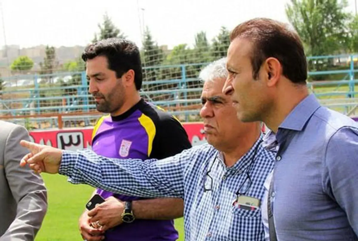 شوک به تراکتورسازی و گل محمدی
