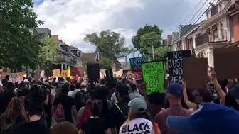 تظاهرات هزاران نفر در تورنتو 
