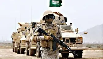 نظامی عربستانی از پادشاه و پسرش شاکی شد