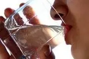 خطر نوشیدن بیش از حد آب