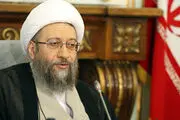 برخی برای اعتراض به یک حکم، نظام و رهبری را زیر سؤال می برند