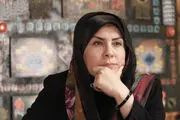 لطفی که اکبر عالمی در حق خانم مجری انجام داد/ عکس
