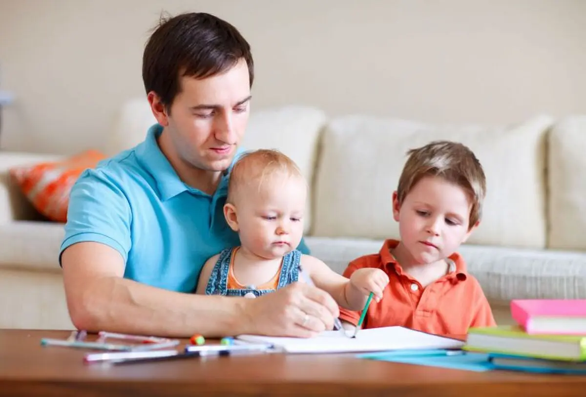 چگونه باید با کودکان بازی کنیم؟