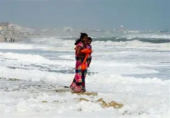  آلودگی ساحل هند را سفید کرد 