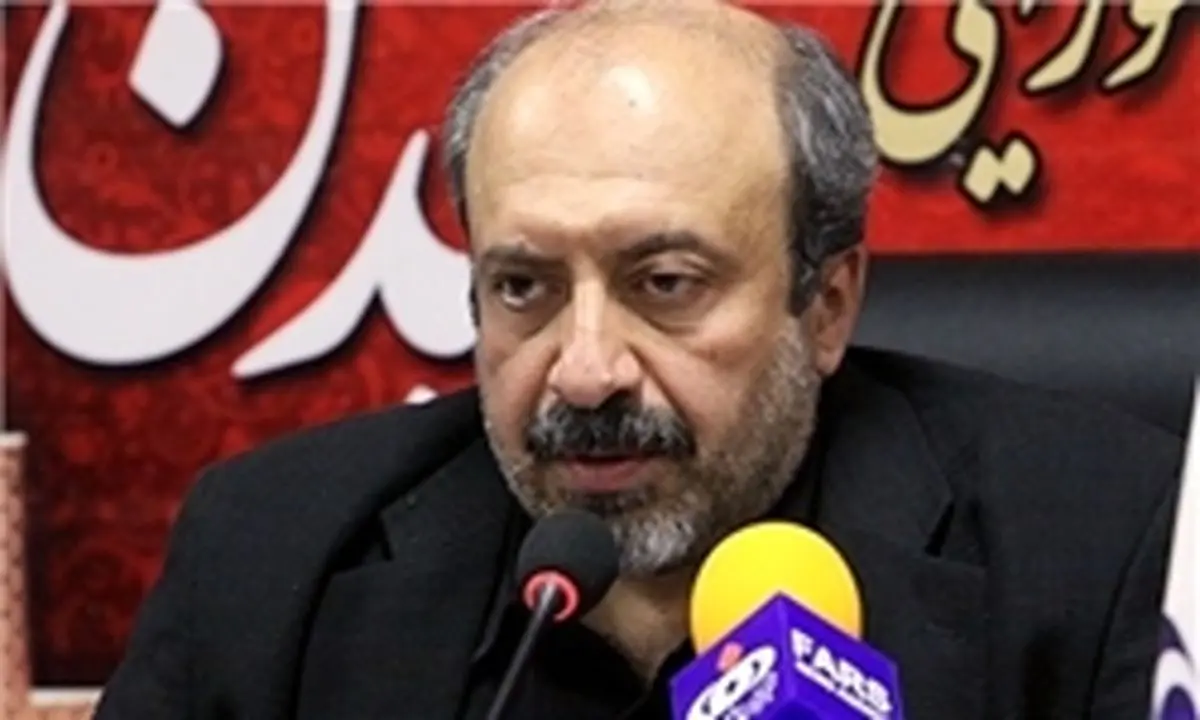 از دست دادن یک شاعر یک حادثه سنگین برای آدم است