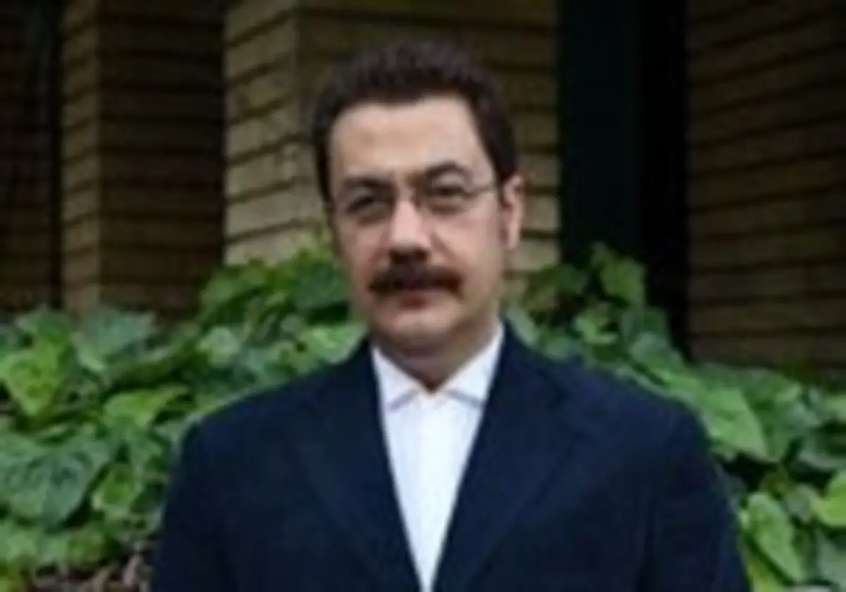 رضا حسین زاده در بیمارستان بستری شد