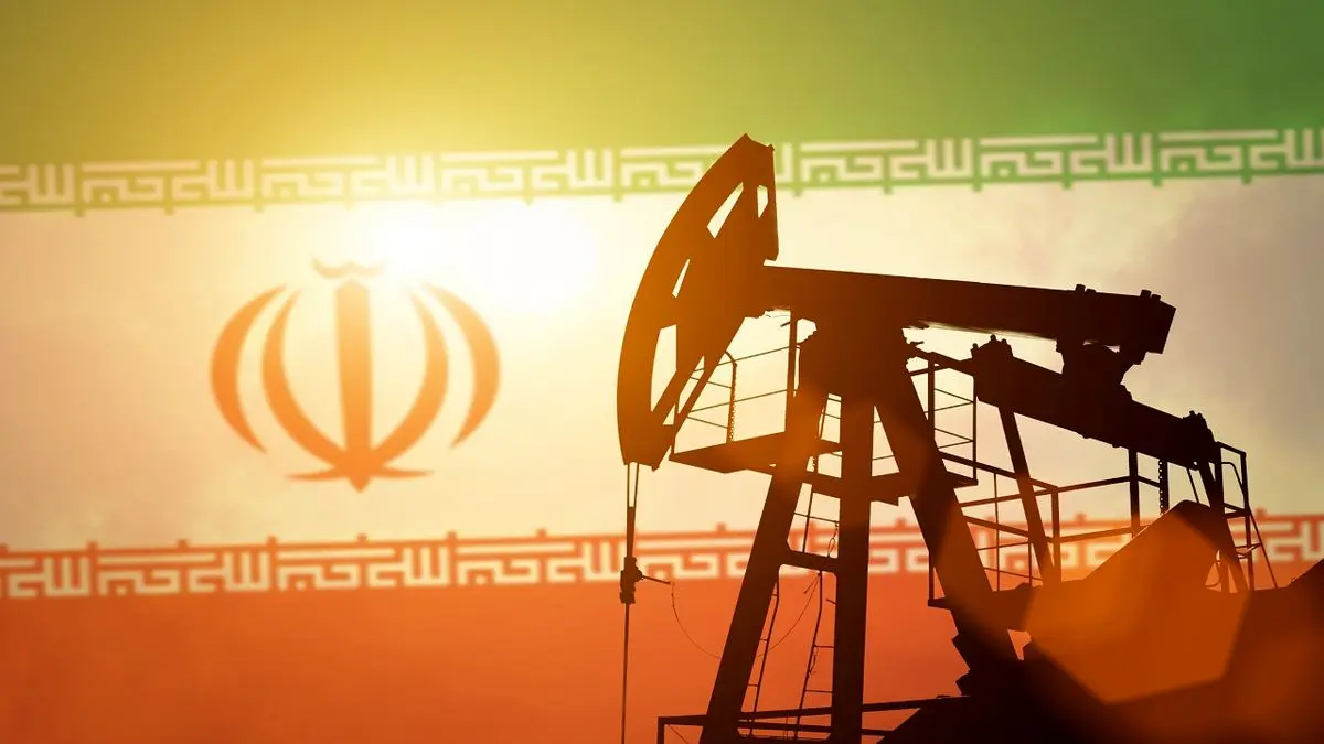 چهار آمریکایی به خرید نفت خام ایران متهم شدند