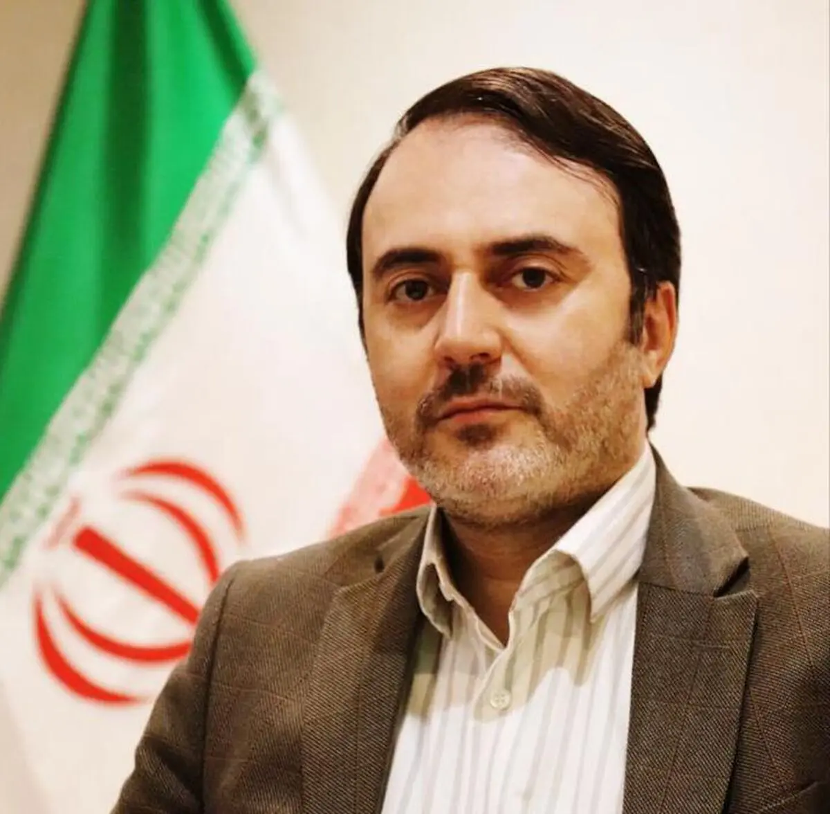 مهدی پیرهادی عضو شورای سیاستگذاری و برنامه ریزی پژوهشی شهرداری تهران شد
