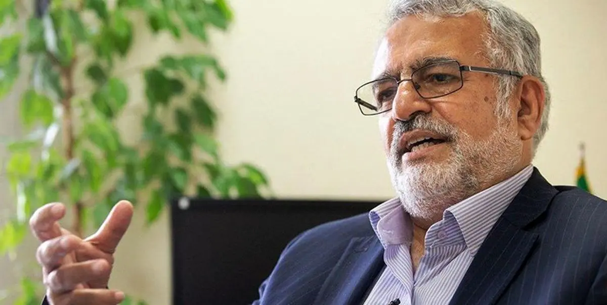 یکی از مشکلات مجلس به غرور نمایندگان آن بازمیگردد