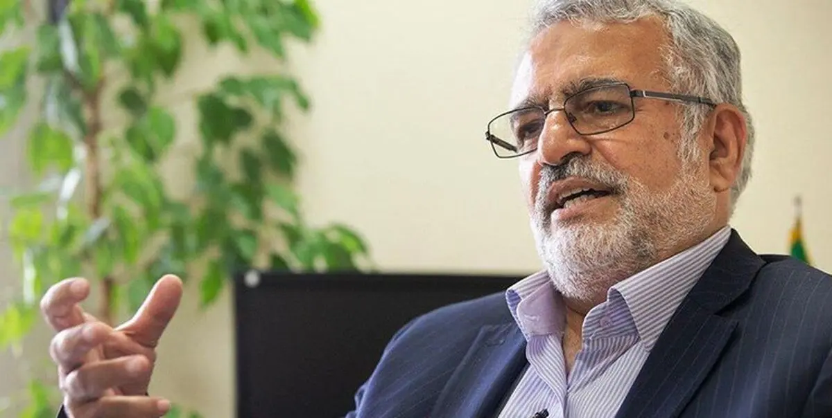 یکی از مشکلات مجلس به غرور نمایندگان آن بازمی‌گردد 