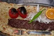 وجود پوست مرغ در برخی از کباب‌ها؟