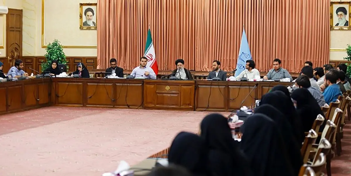 آِت الله رئیسی: هیچ خط قرمزی برای مبارزه با فساد نداریم