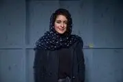 فاطیما بهارمست در ایستگاه اتوبوس /عکس