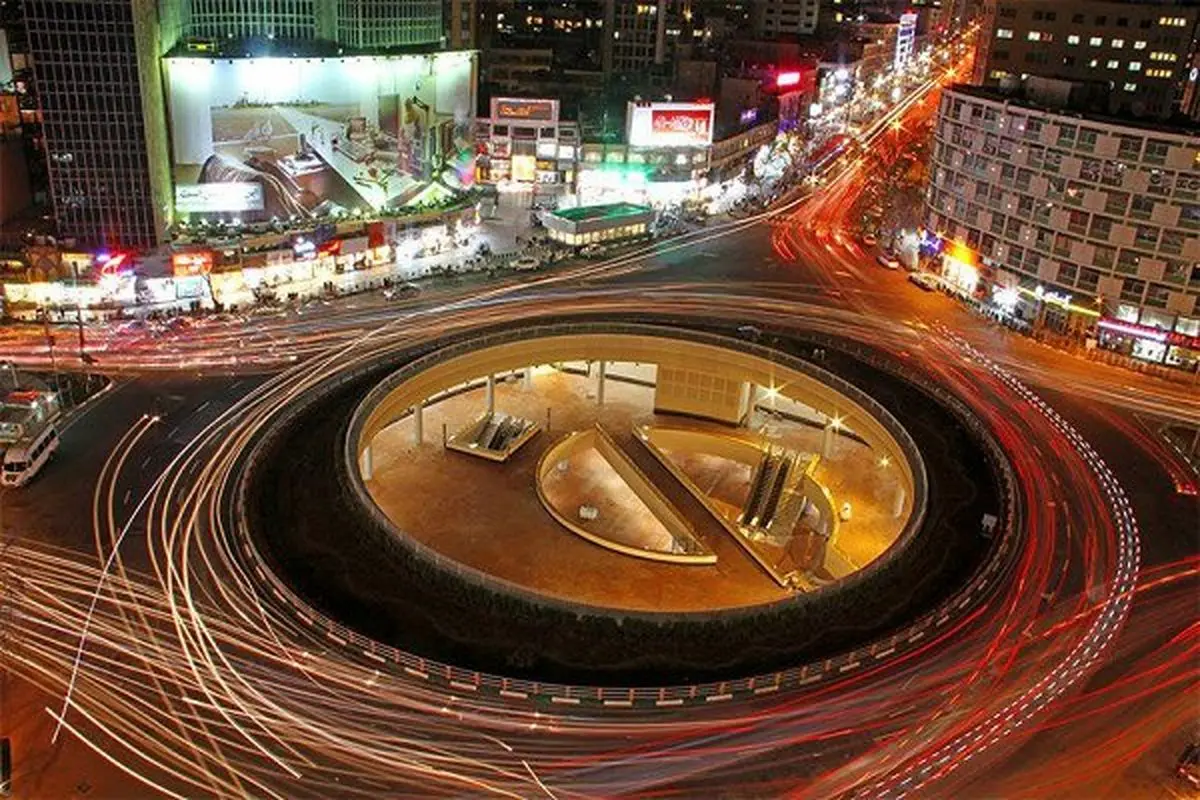 نظر خانم بازیگر درباره سازه پلازای میدان ولیعصر