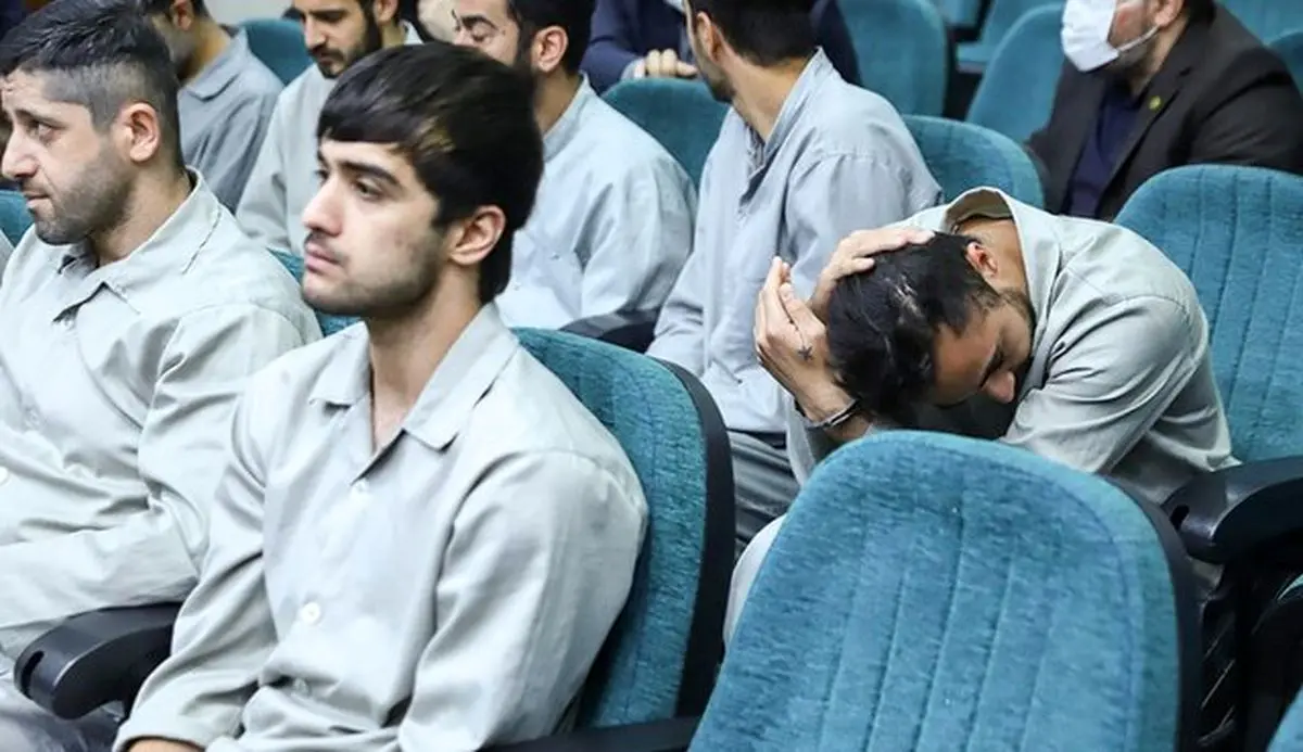 حکم اعدام۲ تن از عوامل شهادت مظلومانه شهید عجمیان اجرا شد
