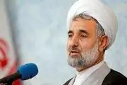 
 فشار معیشتی و اقتصادی روی مردم سنگین است
