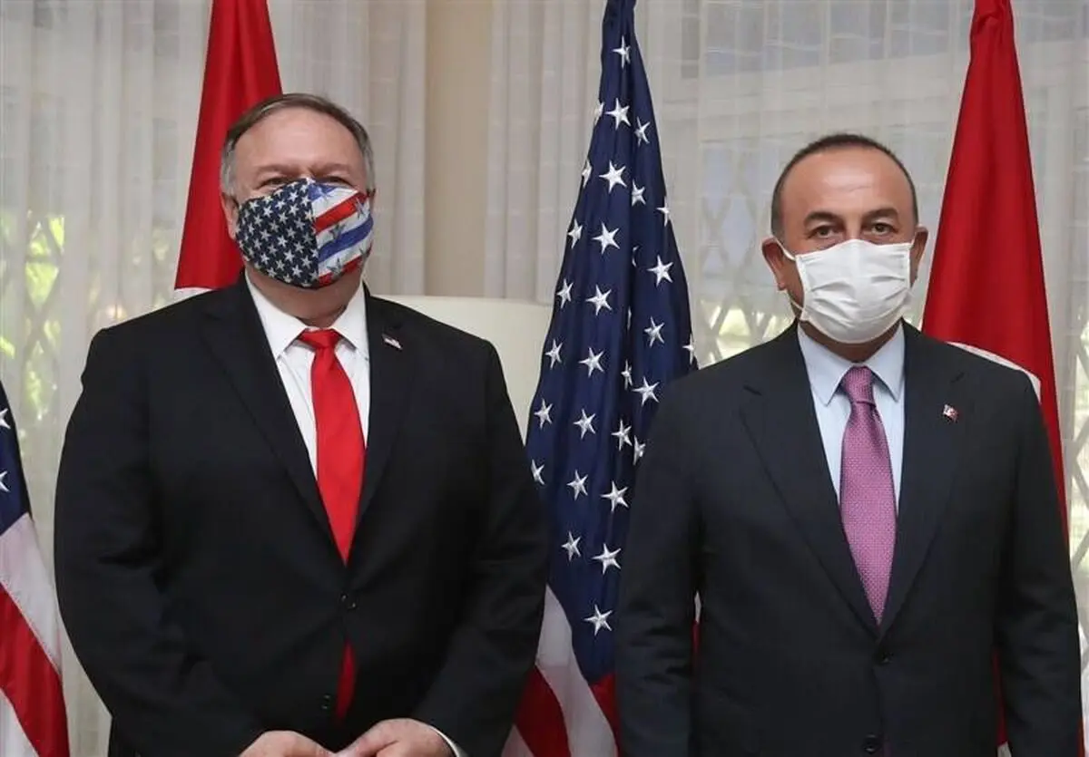 تنش لفظی پامپئو و چاووش اوغلو 