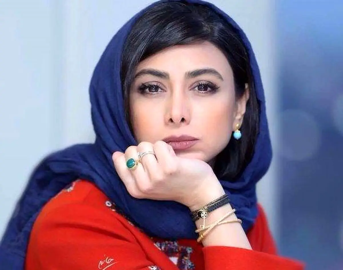 عینک گربهای آزاده صمدی /عکس