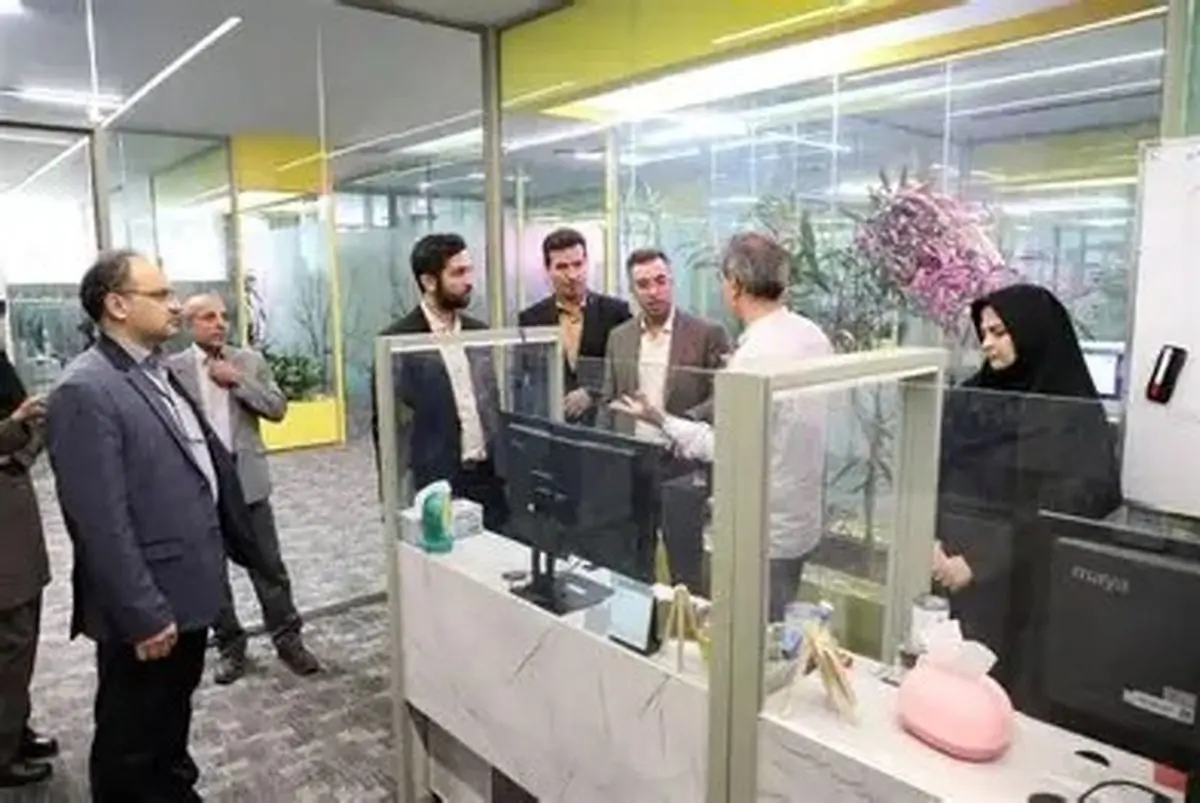 بازدید هیات سازمان بازرسی کل کشور از مرکز ارتباط مردمی سازمان امور مالیاتی (1526)