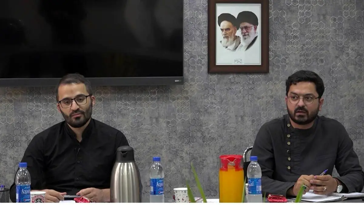 بررسی مشکلات توسعه نفتی ایران در نقد کتاب «نفحات نفت»