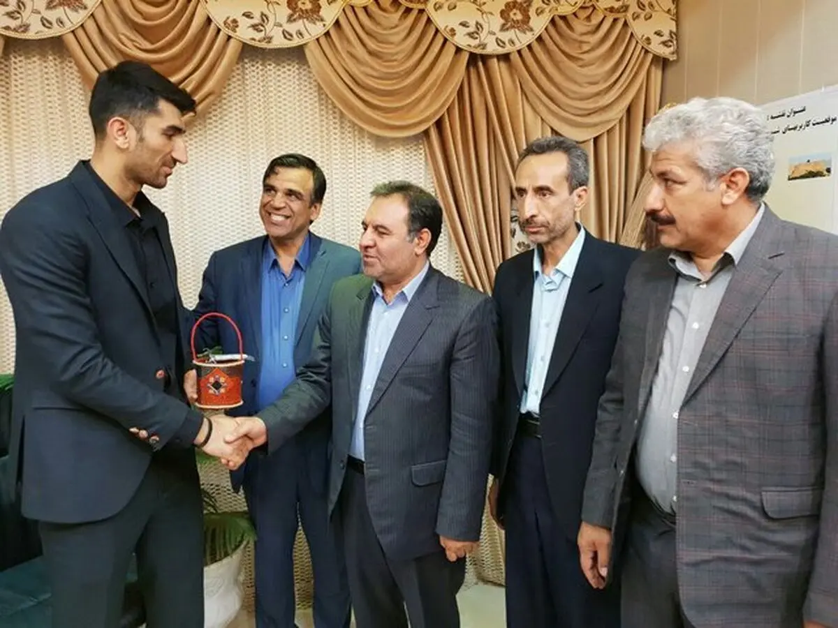 دلیل عدم حضور بیرانوند در مراسم تجلیلش