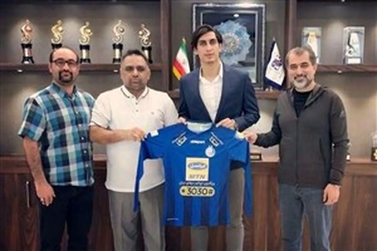 تغییر روش فکری در استقلال با حضور محمد نادری