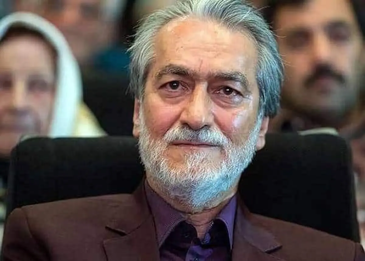 من عاشق وطنم هستم، همه این مملکت از ایران برود، من نمی‌روم