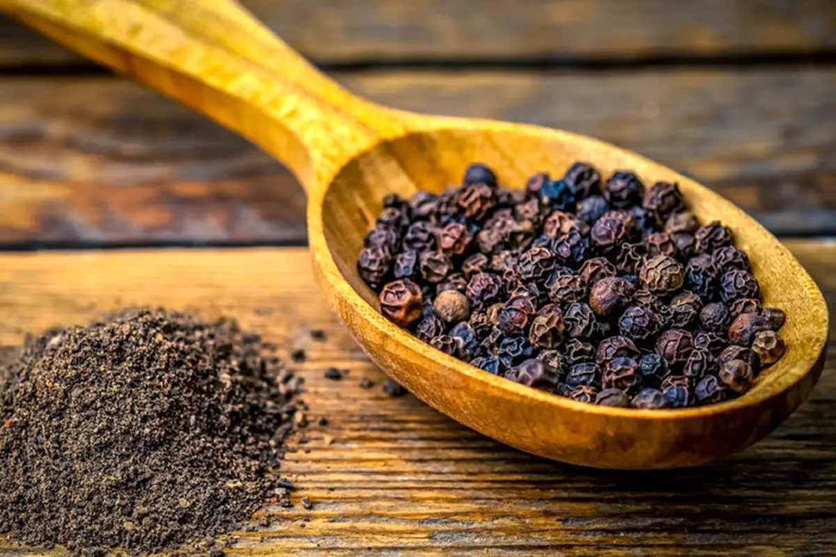 با خوردن این ادویه محبوب جوان میمانید