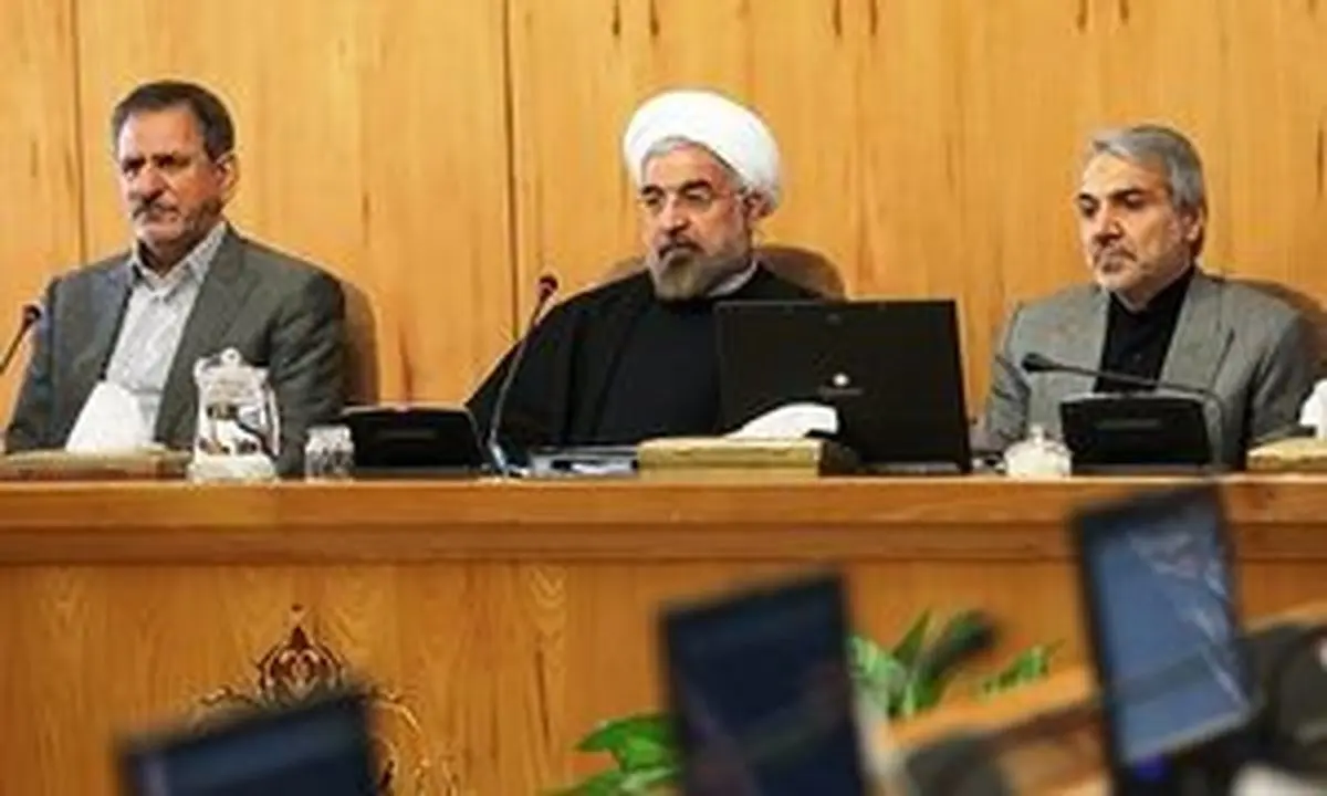 نوبخت تیر خلاص را به روحانی زد