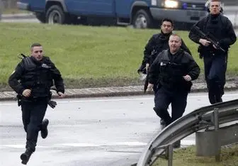 پلیس فرانسه با تانک به استقبال جلیقه ‎زردها می‎رود