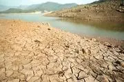  وضعیت خشکسالی در سد مخزنی دز/ عکس