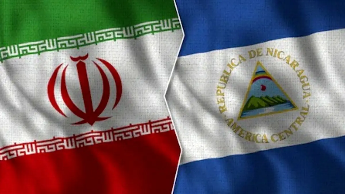 تیم ملی با لباس‌های قدیمی در آزادی