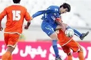 پیروزی سخت آبی ها/ استقلال 1 - مس 0؛