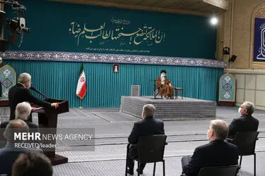 دیدار جمعی از نخبگان و استعدادهای برتر علمی با رهبر معظم انقلاب