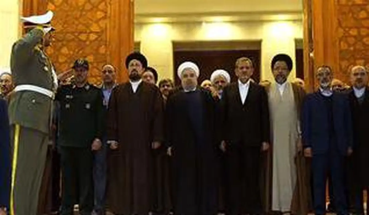 خطر تشدید اختلاف در تیم اقتصادی دولت با تفکیک وزارتخانه ها