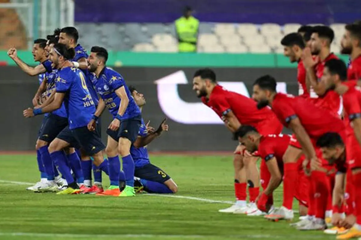 میخواهند یک تیم را به زور قهرمان کنند!