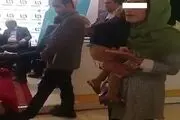 زنی که در نمایشگاه مطبوعات همه را فریب داد!