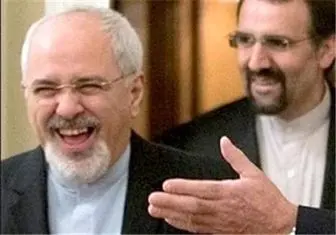ظریف به بحثدرباره برنامه موشکی ایران خندید