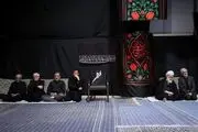 تصاویر  عزاداری شب تاسوعا در جوار محل شهادت رهبر شهید 