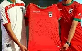 فیفا از پیراهن تیم ملی ایران ایراد گرفت