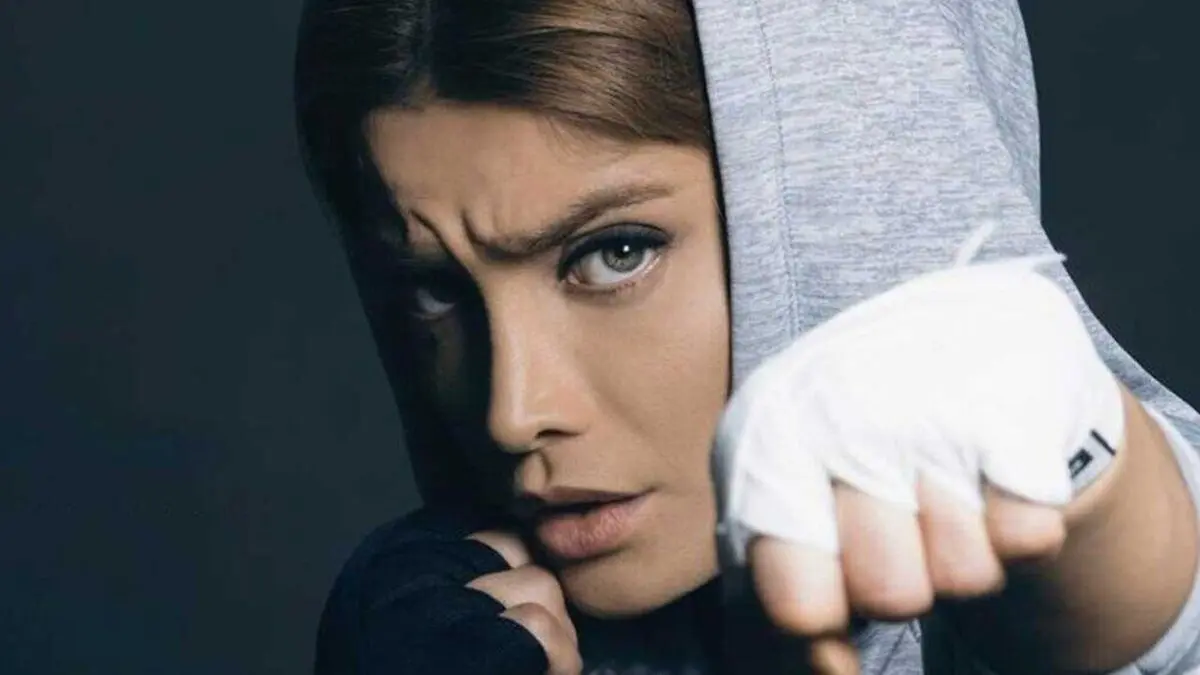 تینا آخوندتبار در روسیه /عکس