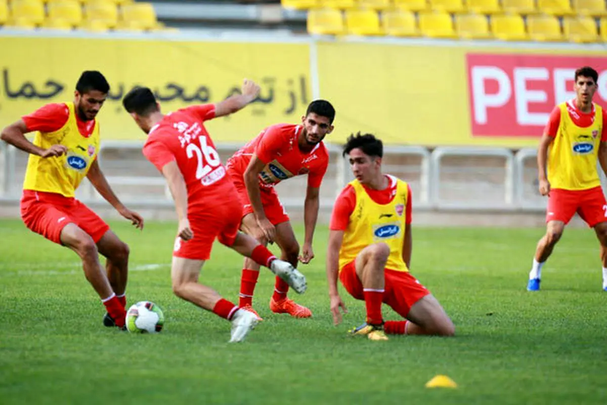 تصمیم باشگاه پرسپولیس درباره 2 بازیکنی که با هم درگیر شدند